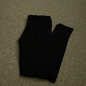 Black leggings